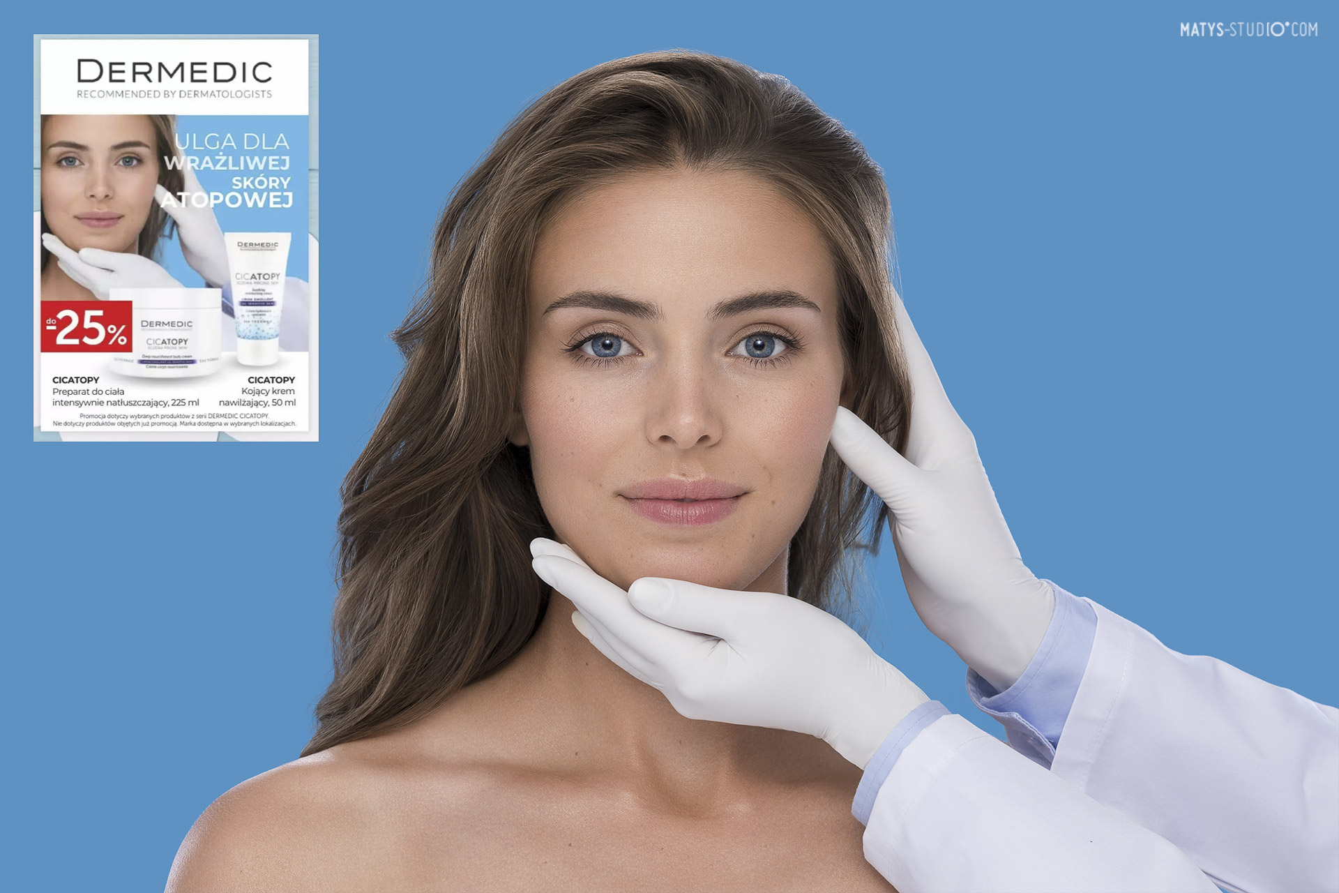 Fotografia beauty modelki, której twarzy dotykają dłonie w białych rękawiczkach medycznych, z widoczną obok reklamą Dermedic Cicatopy.
