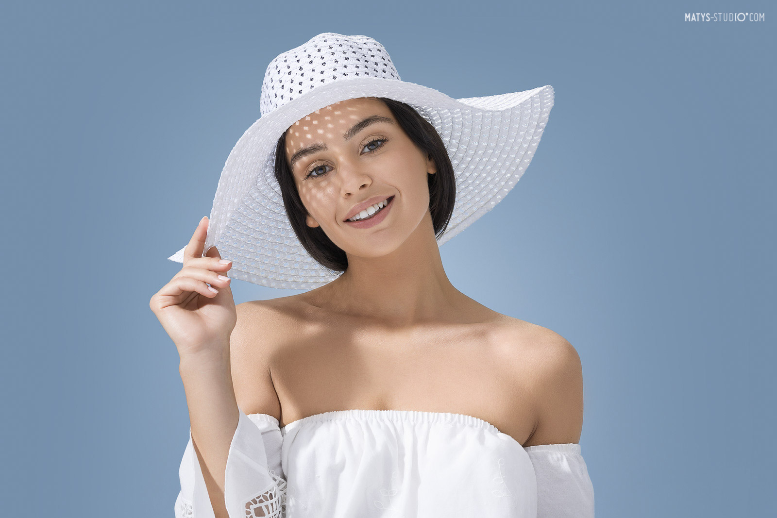 portret modelki z sesji kosmetycznej